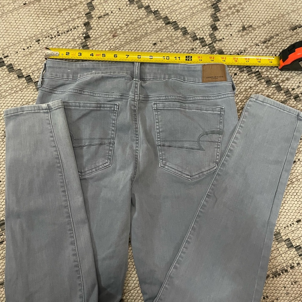 American Eagle Outfitters Women's Light Gray Jeggings - Picture 8 of 8